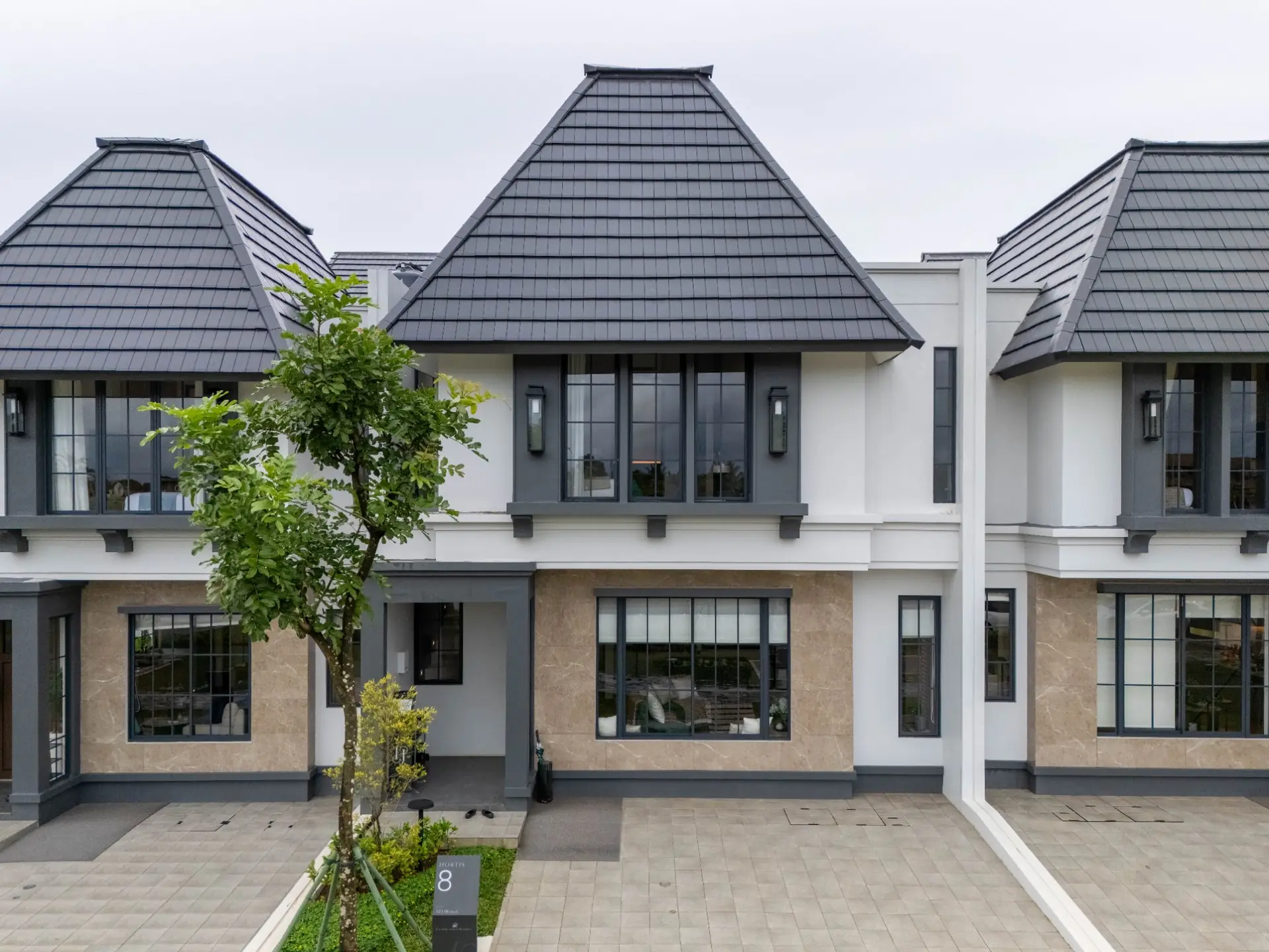 Fasad Rumah Hortis 8 CitraGarden Serpong